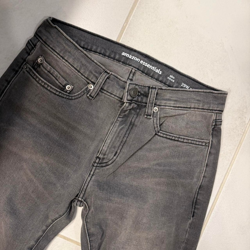 Amazon Essentials Gray Slim Straight Jeans 29x34 Back to school